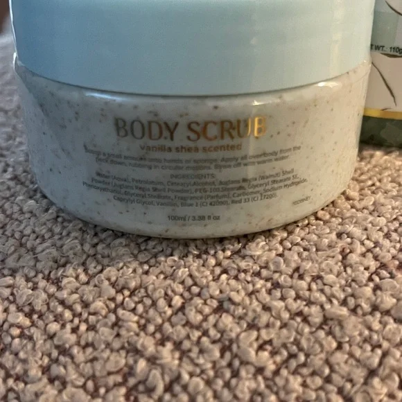 Alice in Wonderland (AiW)- Bath Salts, Scrub, Poof, Bath Bomb & Shroom Balm - Picture 9 of 14